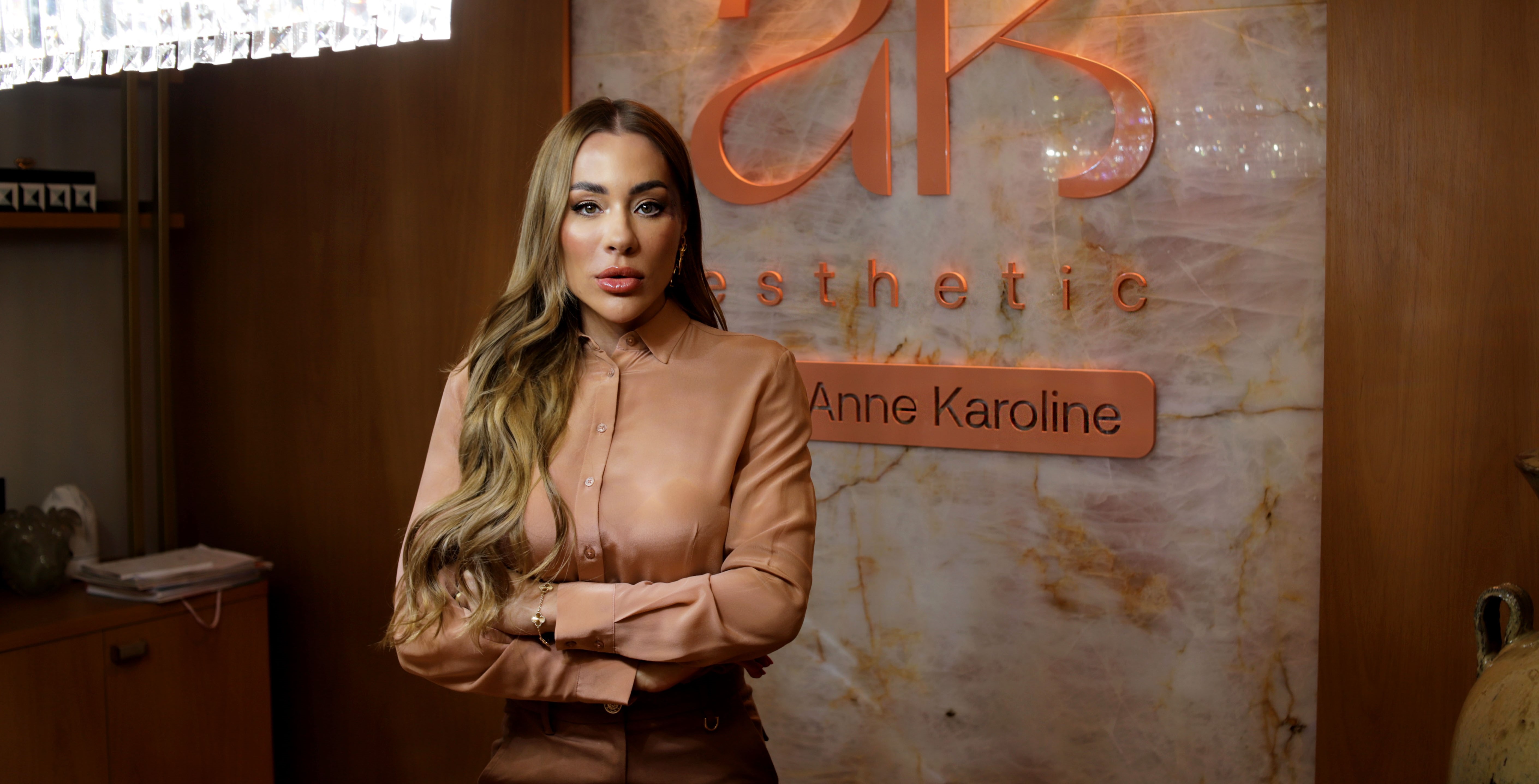 Dra. Anne Karoline - Especialista em Harmonização Facial